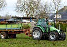 Traktory z napędem 4WD DEUTZ-FAHR Agrotron 4.90 s