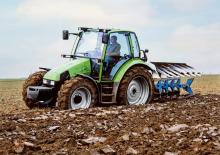 Traktory z napędem 4WD DEUTZ-FAHR Agrotron 4.95