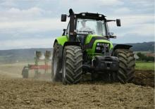 Traktory z napędem 4WD DEUTZ-FAHR Agrotron M 650 DCR