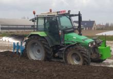 Traktory z napędem 4WD DEUTZ-FAHR Agroxtra 4.47 PP