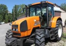 Traktory z napędem 4WD Renault Ares 610 RZ