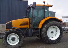 Traktory z napędem 4WD Renault Ares 620 RZ