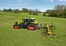 Traktory z napędem 4WD Claas Arion 450