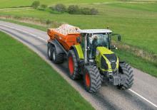 Traktory z napędem 4WD Claas Axion 830