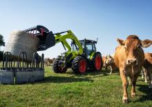 Traktory z napędem 4WD Claas Axos 3.95 Comfort