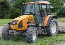 Traktory z napędem 4WD Renault Celtis 426 Profi