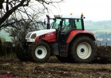 Traktory z napędem 4WD Steyr CVT 130 Profi