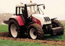 Traktory z napędem 4WD Steyr CVT 170 Profi