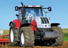 Traktory z napędem 4WD Steyr CVT 6210 Profi