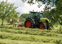 Traktory z napędem 4WD Claas Elios 240