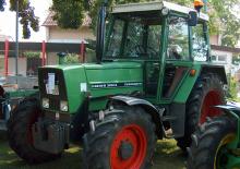 Traktory z napędem 4WD Fendt Farmer 305 LSA
