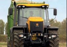 Traktory z napędem 4WD JCB Fastrac 3200 XTRA