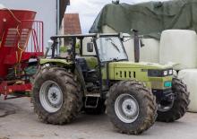 Traktory z napędem 4WD Hürlimann H 468.4 DT Clup