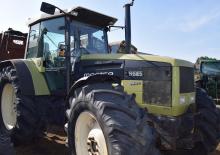 Traktory z napędem 4WD Hürlimann H 6165 DT Master IC