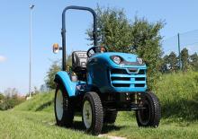Traktory z napędem 4WD LS J23 HST