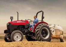 Traktory z napędem 4WD Case IH JX45T Compact