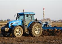 Traktory z napędem 4WD Landini Landpower 185 TDI