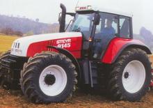 Traktory z napędem 4WD Steyr M 9105 Basis