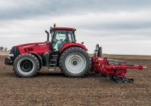 Traktory z napędem 4WD Case IH Magnum 240