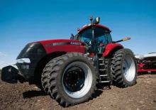 Traktory z napędem 4WD Case IH Magnum 260 EP Profi