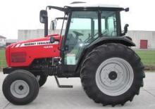 Traktory z napędem 4WD Massey Ferguson MF 4445
