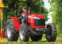 Traktory z napędem 4WD Massey Ferguson MF 4708 MR