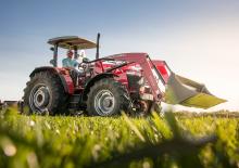 Traktory z napędem 4WD Massey Ferguson MF 5711 D