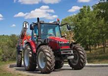 Traktory z napędem 4WD Massey Ferguson MF 6445 Komfort
