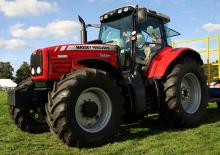 Traktory z napędem 4WD Massey Ferguson MF 6490 Edition X400