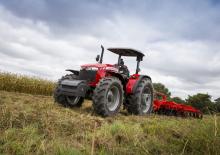 Traktory z napędem 4WD Massey Ferguson MF 6713ES