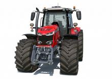 Traktory z napędem 4WD Massey Ferguson MF 7715