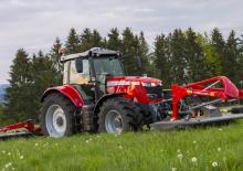 Traktory z napędem 4WD Massey Ferguson MF 7715 S