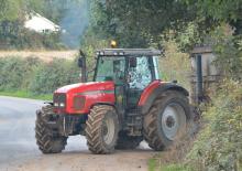 Traktory z napędem 4WD Massey Ferguson MF 8240 Xtra