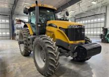 Traktory z napędem 4WD Challenger MT675D