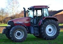 Traktory z napędem 4WD Case IH MX 135 Profi
