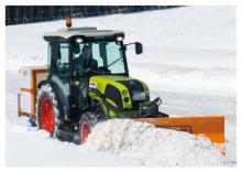 Traktory z napędem 4WD Claas Nexos 240 F