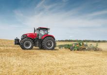 Traktory z napędem 4WD Case IH Optum 300 CVXDrive