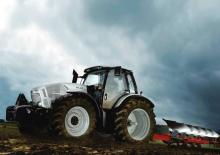 Traktory z napędem 4WD Lamborghini R 7.220 DCR