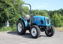 Traktory z napędem 4WD LS R50 GEAR