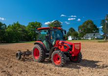 Traktory z napędem 4WD Kioti RX6640 Powerschuttle Cab