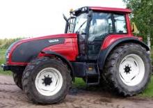 Traktory z napędem 4WD Valtra T 130 Komfort