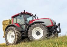 Traktory z napędem 4WD Valtra T 160 Komfort
