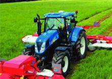 Traktory z napędem 4WD New Holland T 6090 (860)