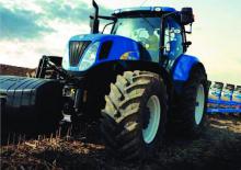 Traktory z napędem 4WD New Holland T 7060 (400)