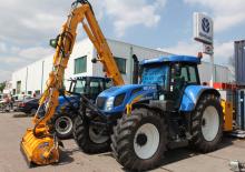 Traktory z napędem 4WD New Holland T 7530 (467)