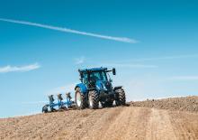 Traktory z napędem 4WD New Holland T6.180
