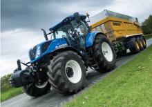 Traktory z napędem 4WD New Holland T7.195 S