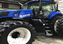 Traktory z napędem 4WD New Holland T8.350 AC 