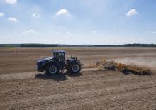 Traktory z napędem 4WD New Holland T9.480
