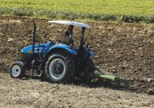 Traktory z napędem 4WD New Holland TD95D Plus